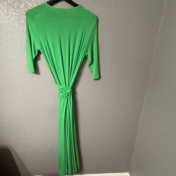 J. Peterman French Film Star Travel Wrap Dress Size Small Lime Green - Picture 2 of 5